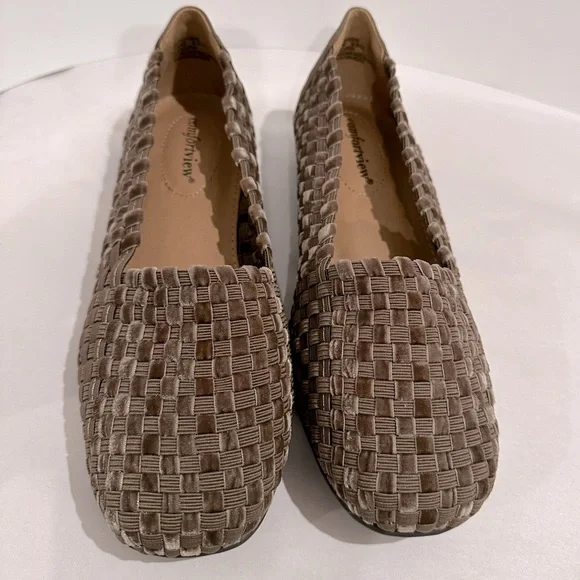 Comfortview Bethany 26388 Womens Velvet Brown Woven Flats Size 71/2 W (00200) - Picture 1 of 8